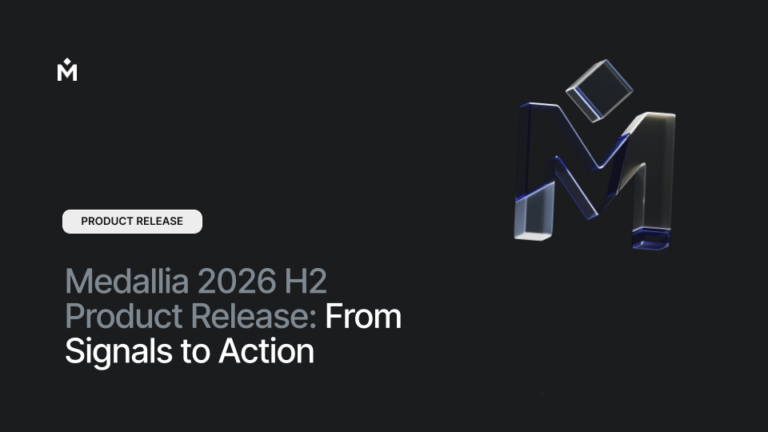 Fundo preto com um logotipo “M” 3D metálico à direita. O texto diz: LANÇAMENTO DE PRODUTO. Medallia Lançamento de produto do segundo semestre de 2026: Dos sinais à ação...