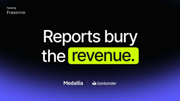 In primo piano: Forrester. I rapporti nascondono i dati relativi al fatturato, con i loghi di Medallia e Santander in fondo alla pagina.